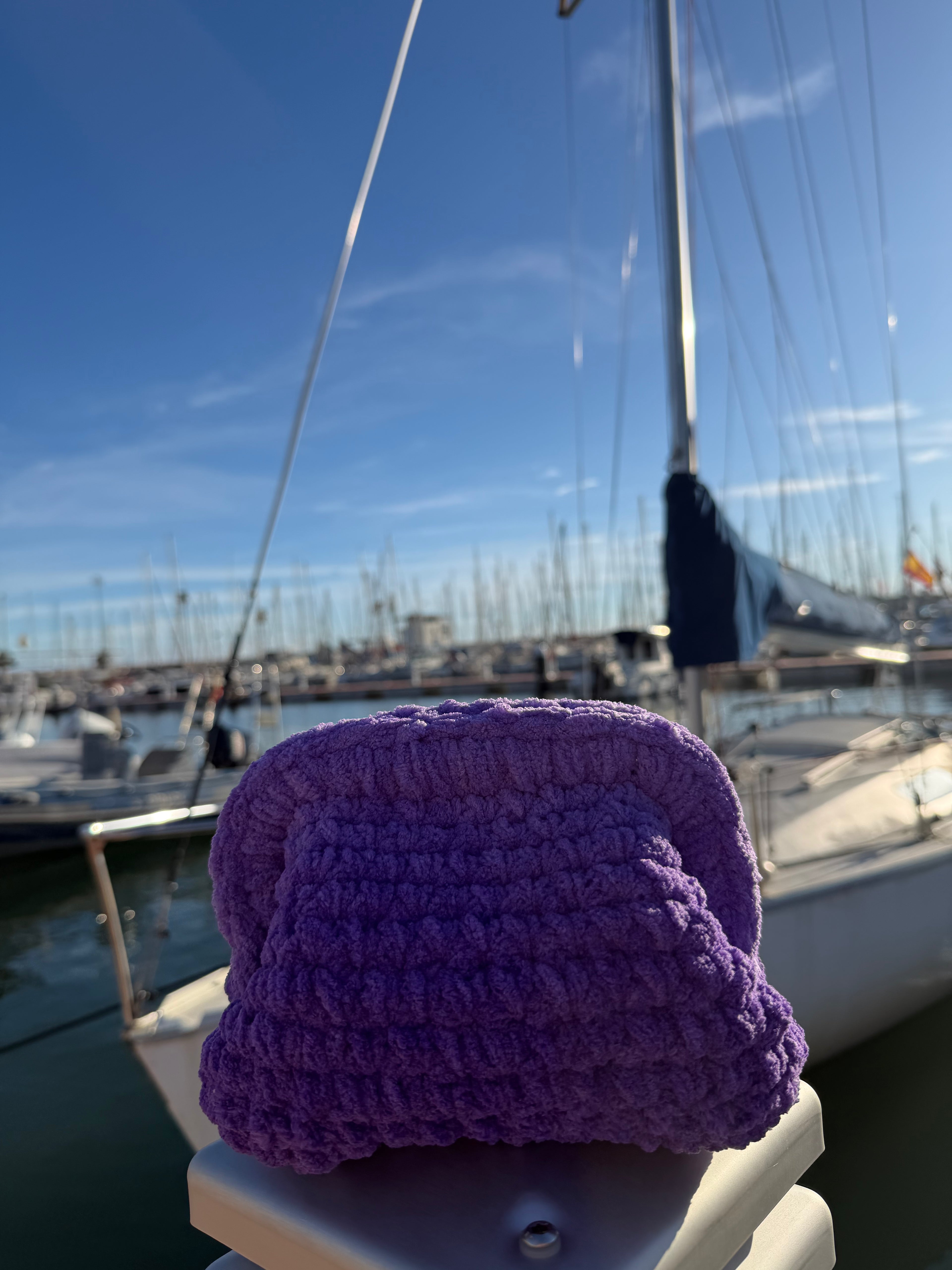 Velvet Beauty Pouch — 18 cm